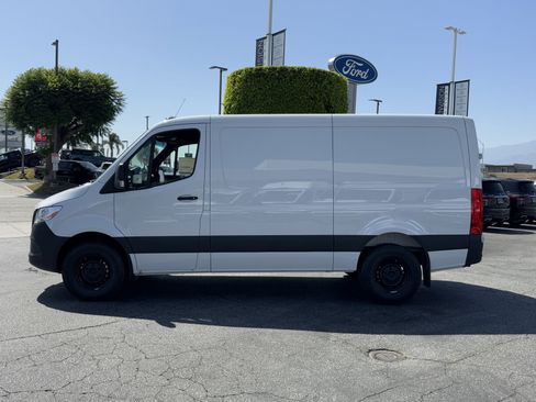 New 2025 Mercedes-Benz Sprinter 2500 image 8