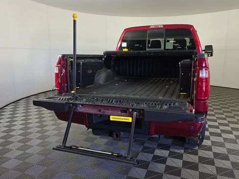Used 2014 Ford F250 Platinum w/ FX4 Off-Road Package AWD/4WD image 15