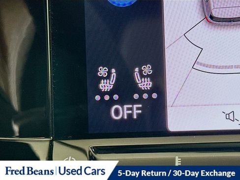 Used 2022 Volkswagen Golf R image 20