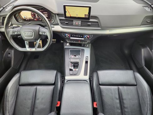 Used 2018 Audi SQ5 Premium Plus w/ Navigation Package image 30