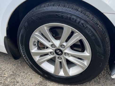 Used 2012 Hyundai Sonata GLS w/ Popular Equipment Pkg FWD image 29