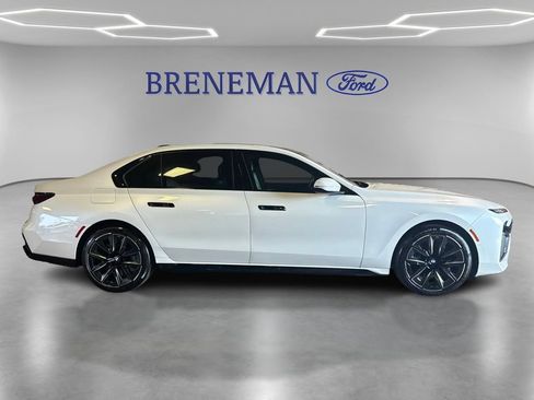 Used 2023 BMW 760i xDrive w/ Executive Package AWD/4WD image 4