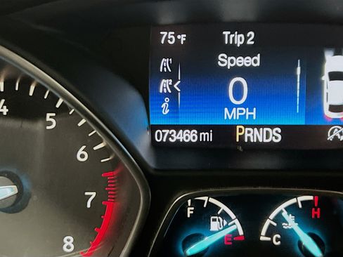 Used 2019 Ford Escape SE FWD image 8