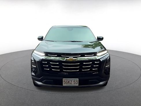 Used 2025 Chevrolet Equinox LT FWD image 4