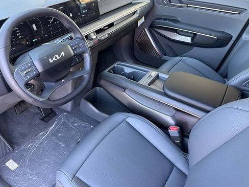 New 2026 Kia EV9 Light RWD image 11