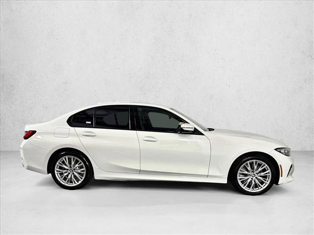 Used 2023 BMW 330i Sedan w/ Convenience Package RWD image 4