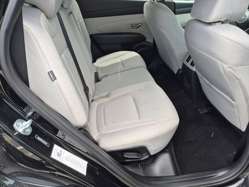 Used 2025 Hyundai Tucson SEL FWD image 28
