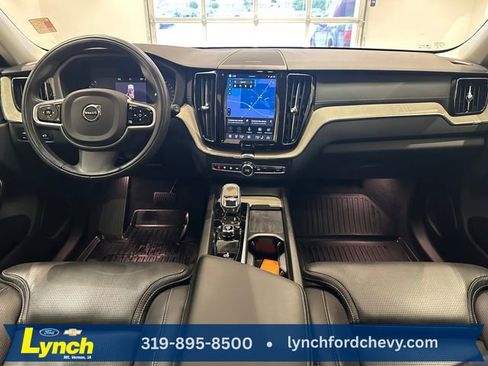 Used 2022 Volvo XC60 B5 Inscription w/ Advanced Package AWD/4WD image 11