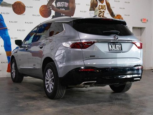 Used 2024 Buick Enclave Premium image 22