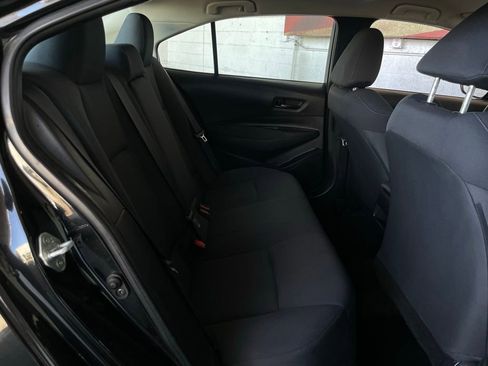 Used 2022 Toyota Corolla LE image 14