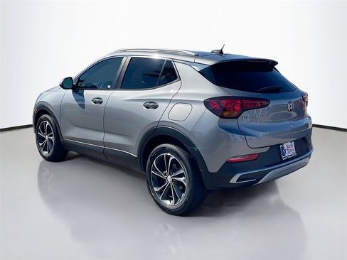 Used 2023 Buick Encore GX Select image 5