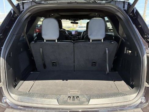 Certified 2022 Ford Explorer ST-Line w/ Class IV Trailer Tow Package image 24