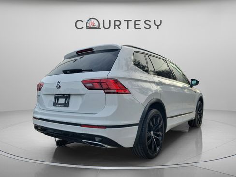 Used 2021 Volkswagen Tiguan SE R-Line image 5