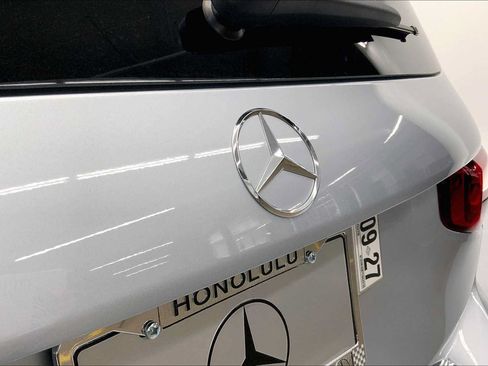 Used 2026 Mercedes-Benz GLB 250 image 14