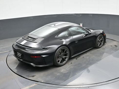Certified 2026 Porsche 911 GT3 RWD image 30