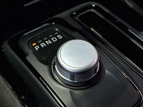 Used 2022 Chrysler 300 S RWD image 15