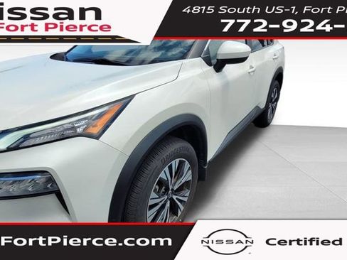 Certified 2023 Nissan Rogue SV FWD image 1