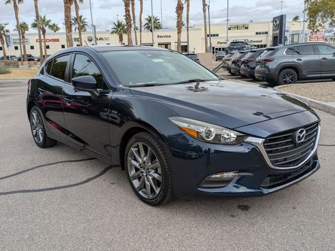 Used 2018 MAZDA MAZDA3 Touring image 7