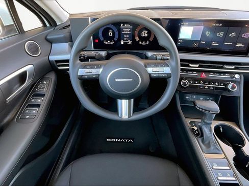 Used 2026 Hyundai Sonata SE image 8