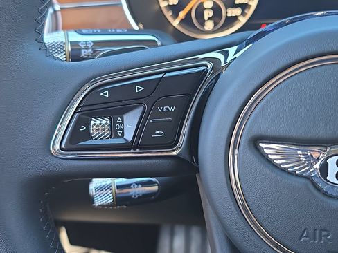 Used 2024 Bentley Continental GT AWD/4WD image 21