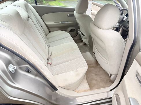 Used 2005 Nissan Altima 2.5 S w/ (S02) Side Airbags Pkg image 7