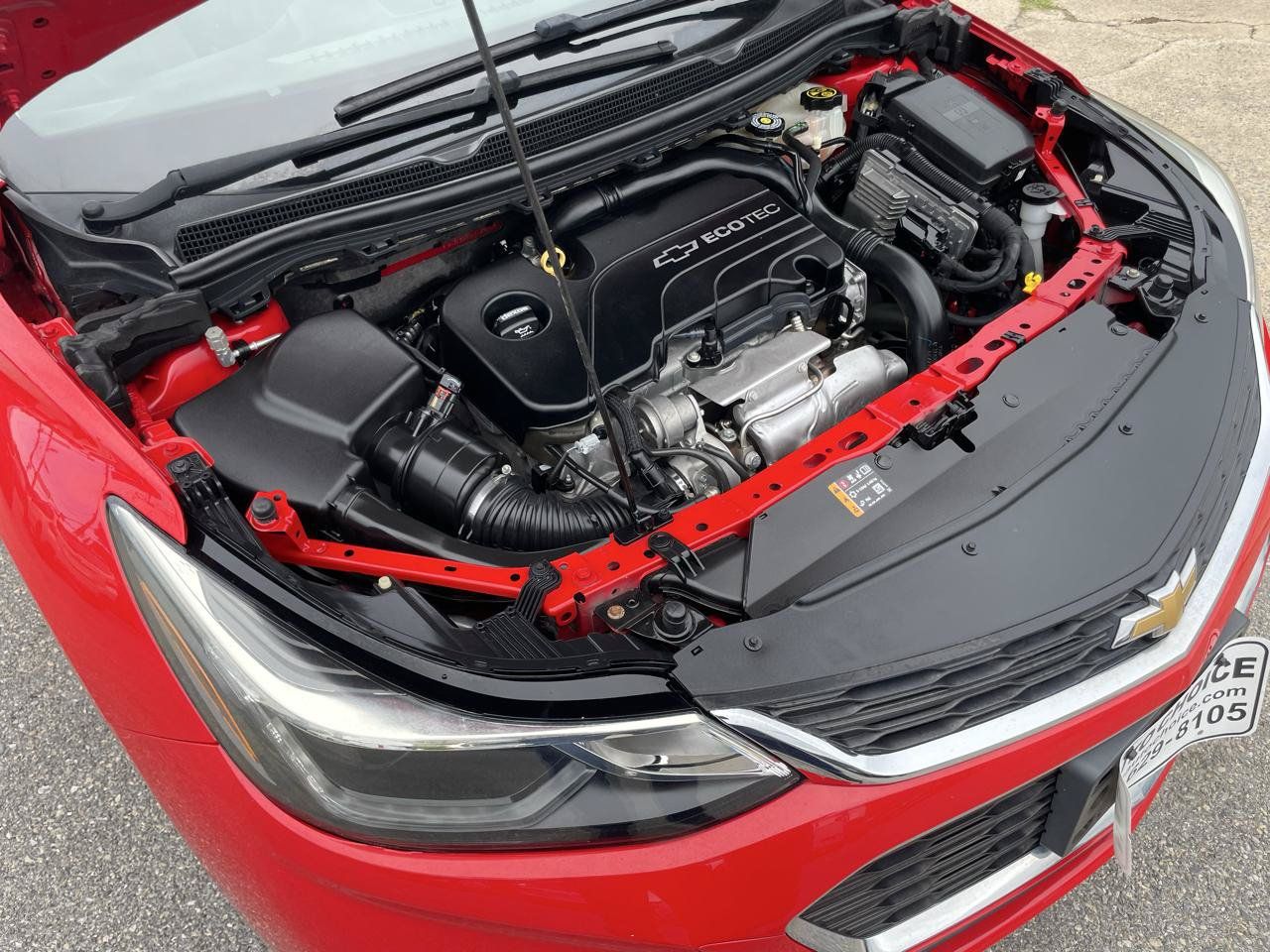 Used 2018 Chevrolet Cruze LT FWD image 30