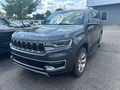 Used 2022 Jeep Wagoneer Series II AWD/4WD image 1