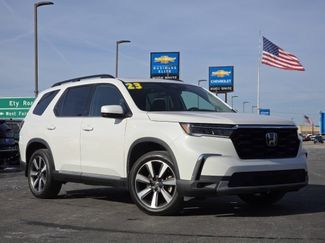 Used 2023 Honda Pilot Touring video 2