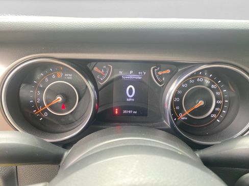Used 2022 Jeep Wrangler Sport AWD/4WD image 21