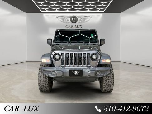 Used 2023 Jeep Gladiator Sport AWD/4WD image 8
