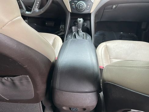 Used 2018 Hyundai Santa Fe Sport FWD image 28