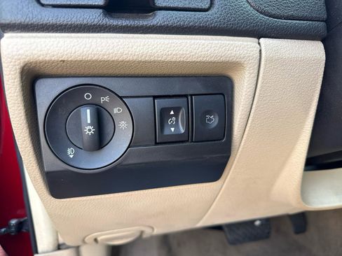 Used 2010 Mercury Milan Premier image 35