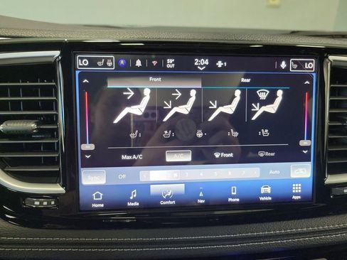 New 2026 Chrysler Pacifica Limited w/ S Appearance Package image 19