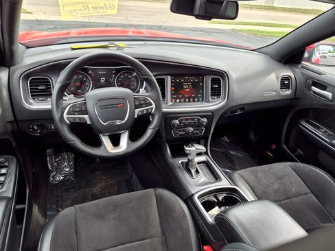 Used 2016 Dodge Charger R/T RWD image 39