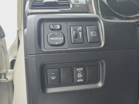 Used 2021 Toyota 4Runner Limited image 15