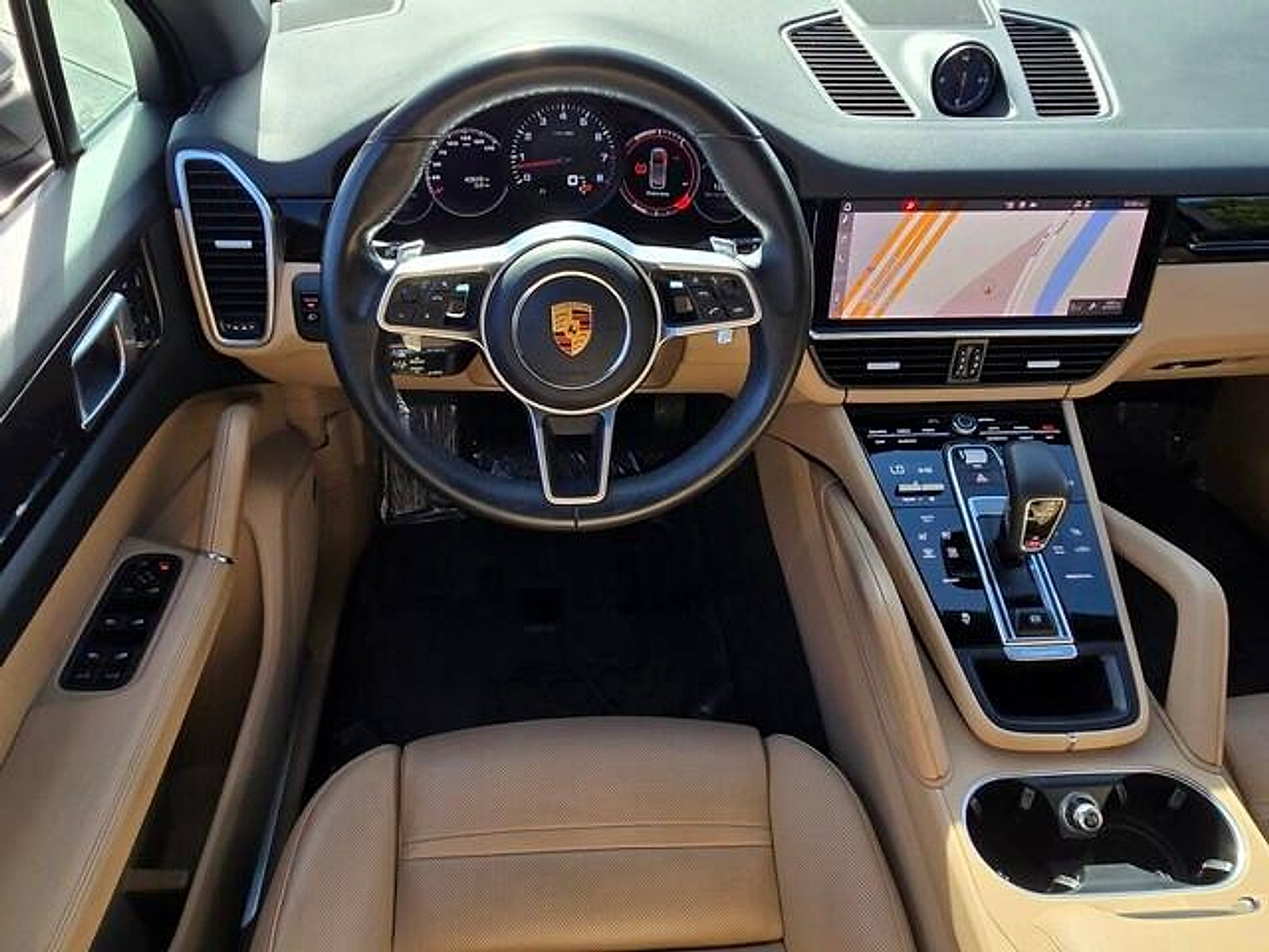 Used 2021 Porsche Cayenne AWD/4WD image 12