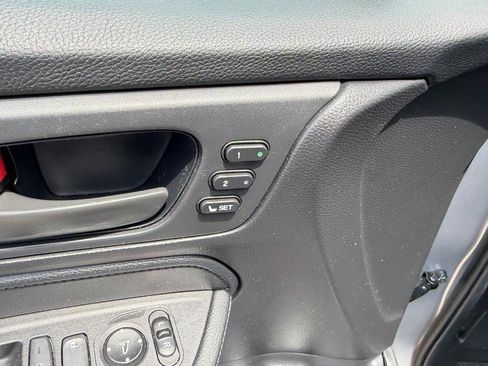 Certified 2025 Honda Odyssey EX-L image 22