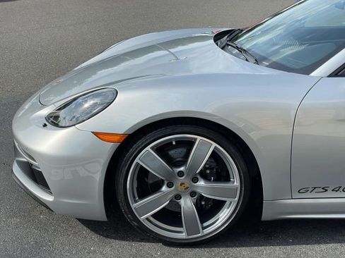 Used 2022 Porsche 718 Cayman GTS RWD image 14