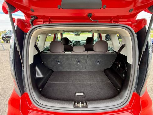 Used 2019 Kia Soul FWD image 10