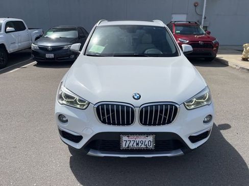 Used 2017 BMW X1 xDrive28i image 2
