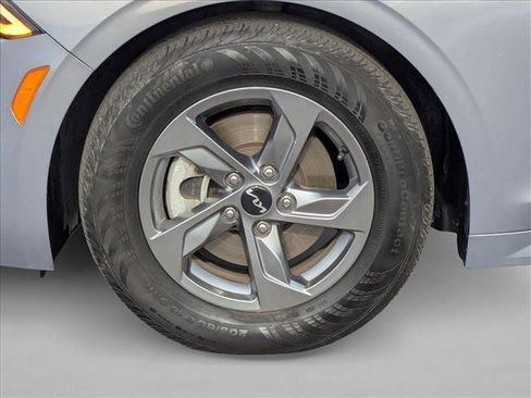 Used 2022 Kia K5 LXS image 22