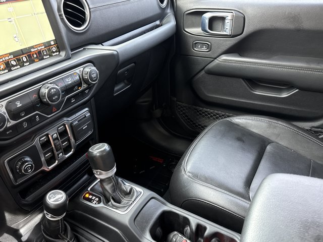 Used 2021 Jeep Gladiator Overland w/ Popular Equipment Package AWD/4WD image 19
