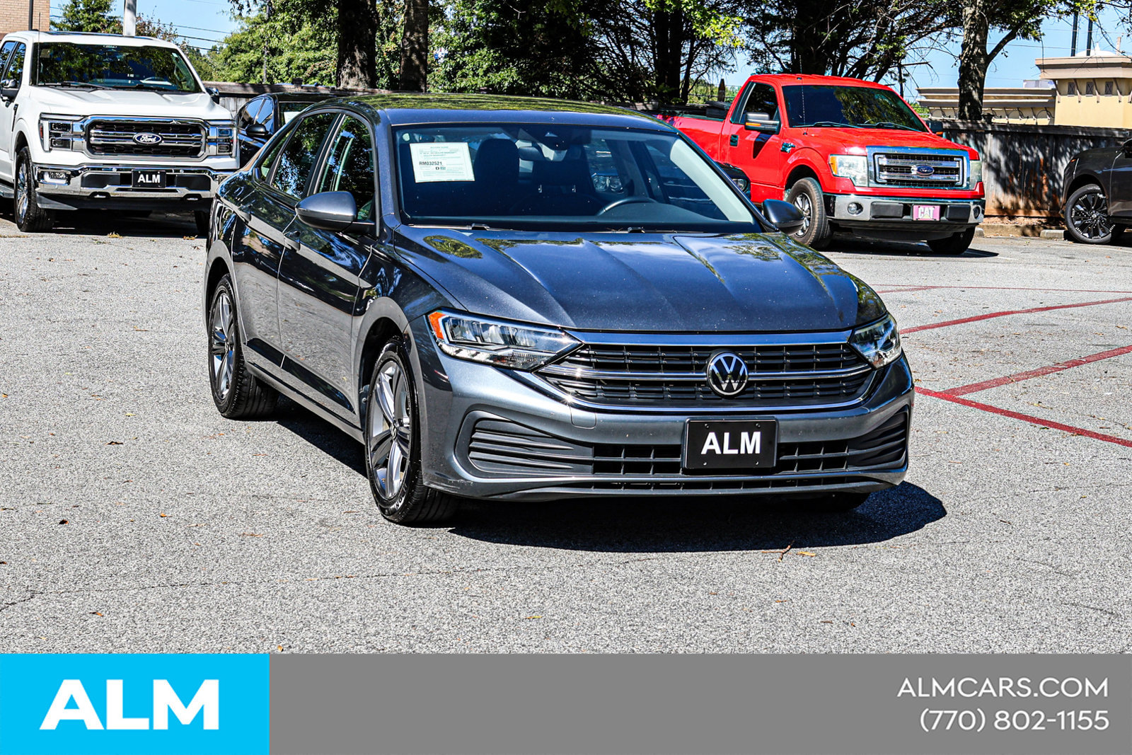 Used 2024 Volkswagen Jetta SE FWD image 5