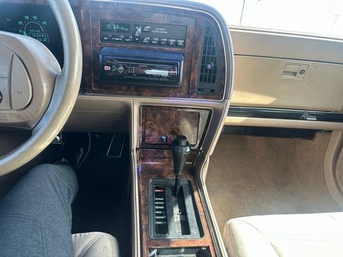Used 1991 Buick Riviera Coupe FWD image 5