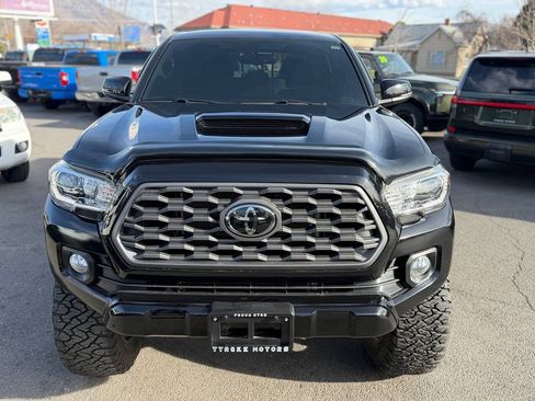 Used 2021 Toyota Tacoma TRD Sport w/ Technology Package AWD/4WD image 90