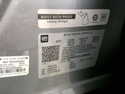 Used 2025 GMC Acadia Elevation AWD/4WD image 31