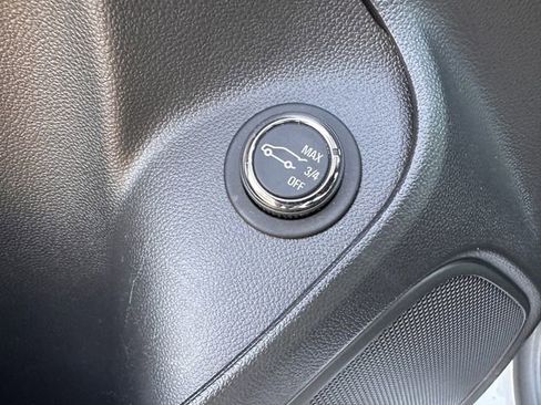 Certified 2023 Buick Encore GX Select image 21