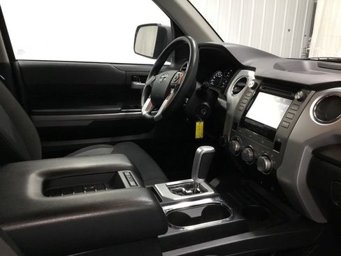 Used 2019 Toyota Tundra SR5 image 29