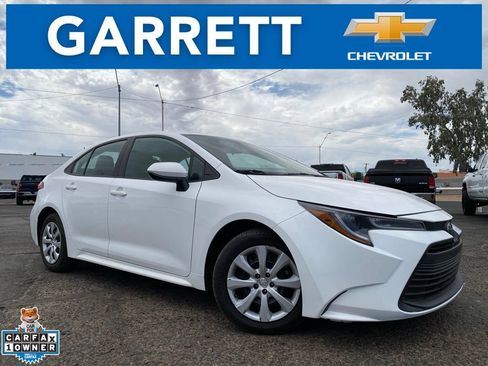 Used 2024 Toyota Corolla LE FWD image 1
