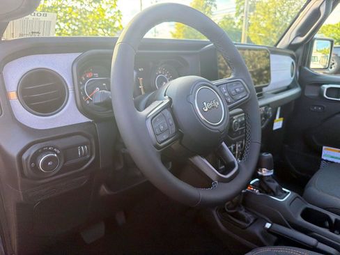 New 2026 Jeep Wrangler Unlimited Sport AWD/4WD image 7